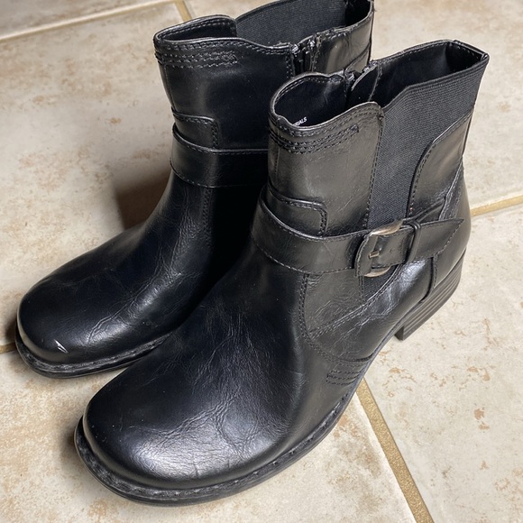 NWOT - Great Northwest Co. Odeya Bootie, Black , Size Haley 9M - Picture 2 of 4
